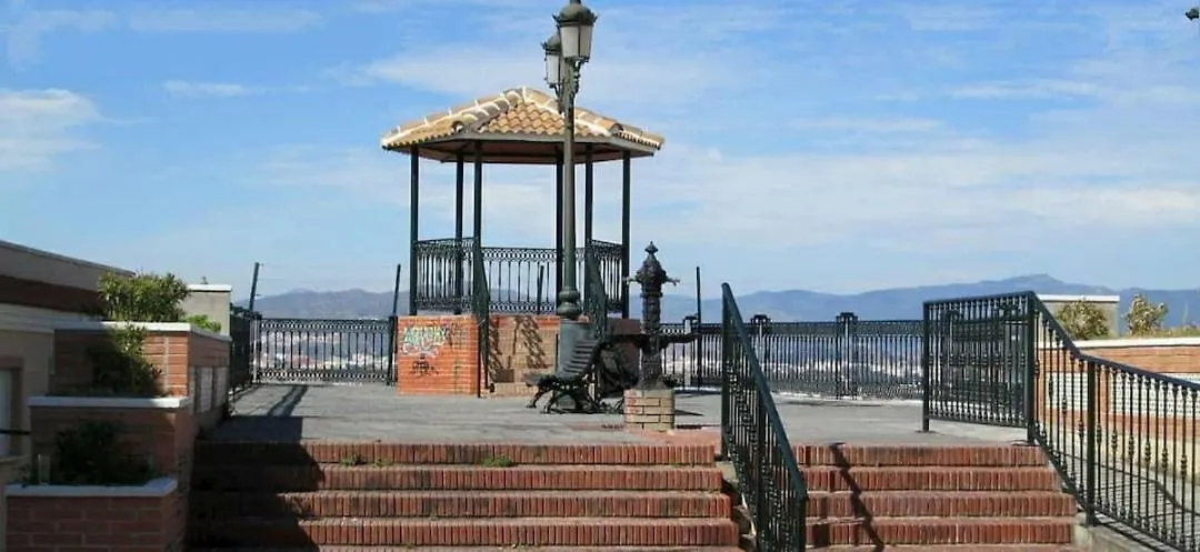 Penthouse Near Beach And Malaga Town Also Monthly Hire And Long Term Rental Car Available 度假居